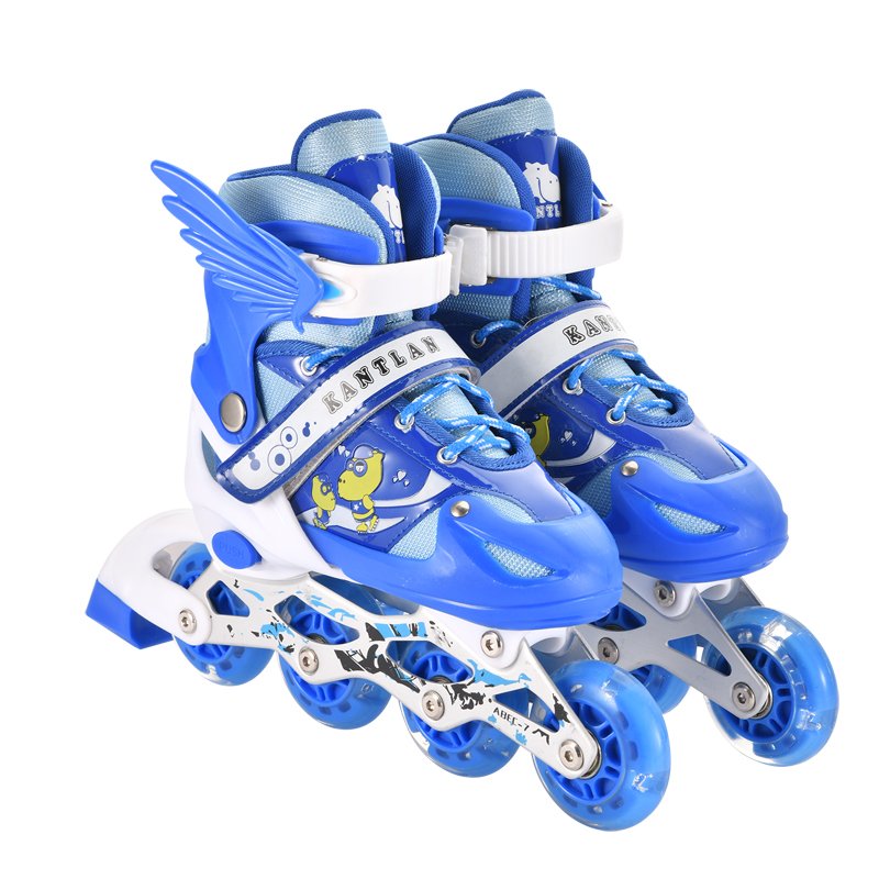 A baby skater children's kit with skating shoes for girls and boys aged 3-4-5-6 can start with skates