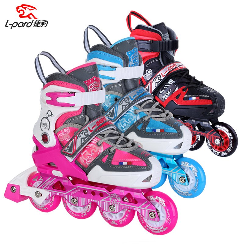 Decanon skates, boys and girls, teaching a college skating competition