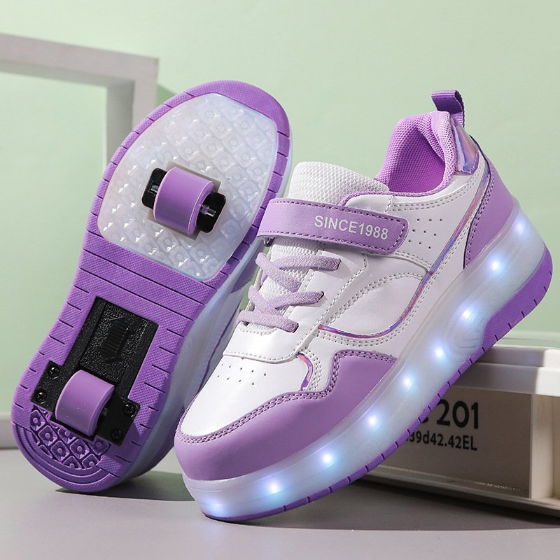 The first two-wheel belt skating skates for boys and girls with high-priced shoes