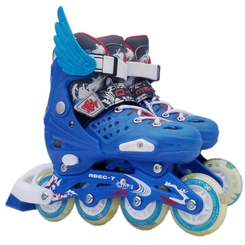 New moonlight kids eight-wheel flasher skates straight out of dry skates, so they can scale up special starters