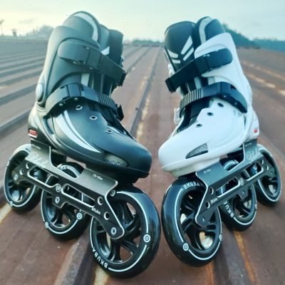 The new, high-quality, straight-slipper smoother skates