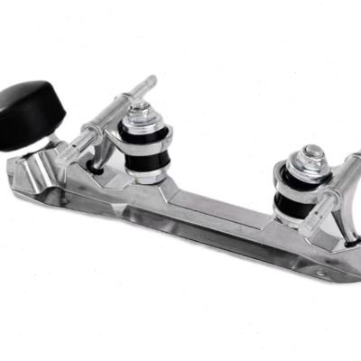 Three-legged skates, four-wheeled under-shoes for adult skaters, male and female