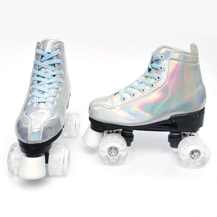 In 2023, the new skater pairs, the four-wheeler, four-wheeler skating, adult skating