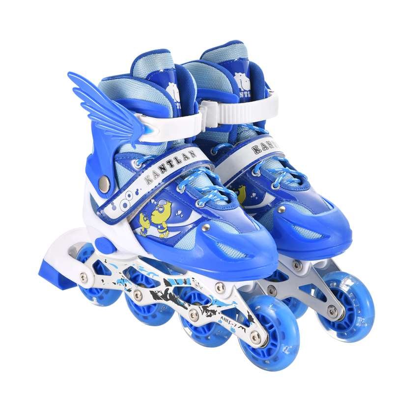A baby skater children's kit with skating shoes for girls and boys aged 3-4-5-6 can start with skates