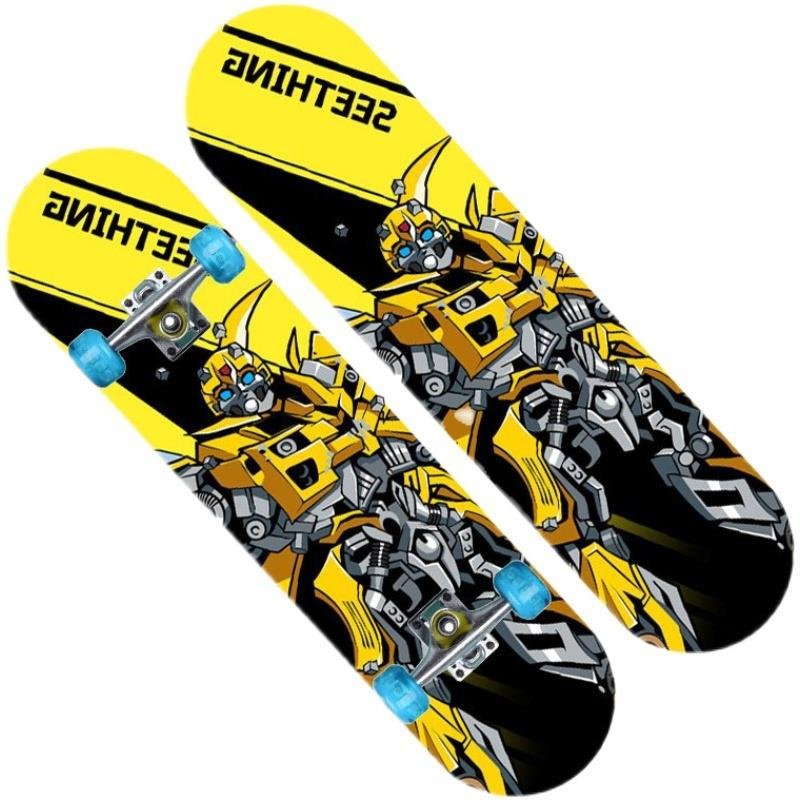 Double-tip specials for young boys and girls specializing in skateboarding for four-wheeler skating cars for children