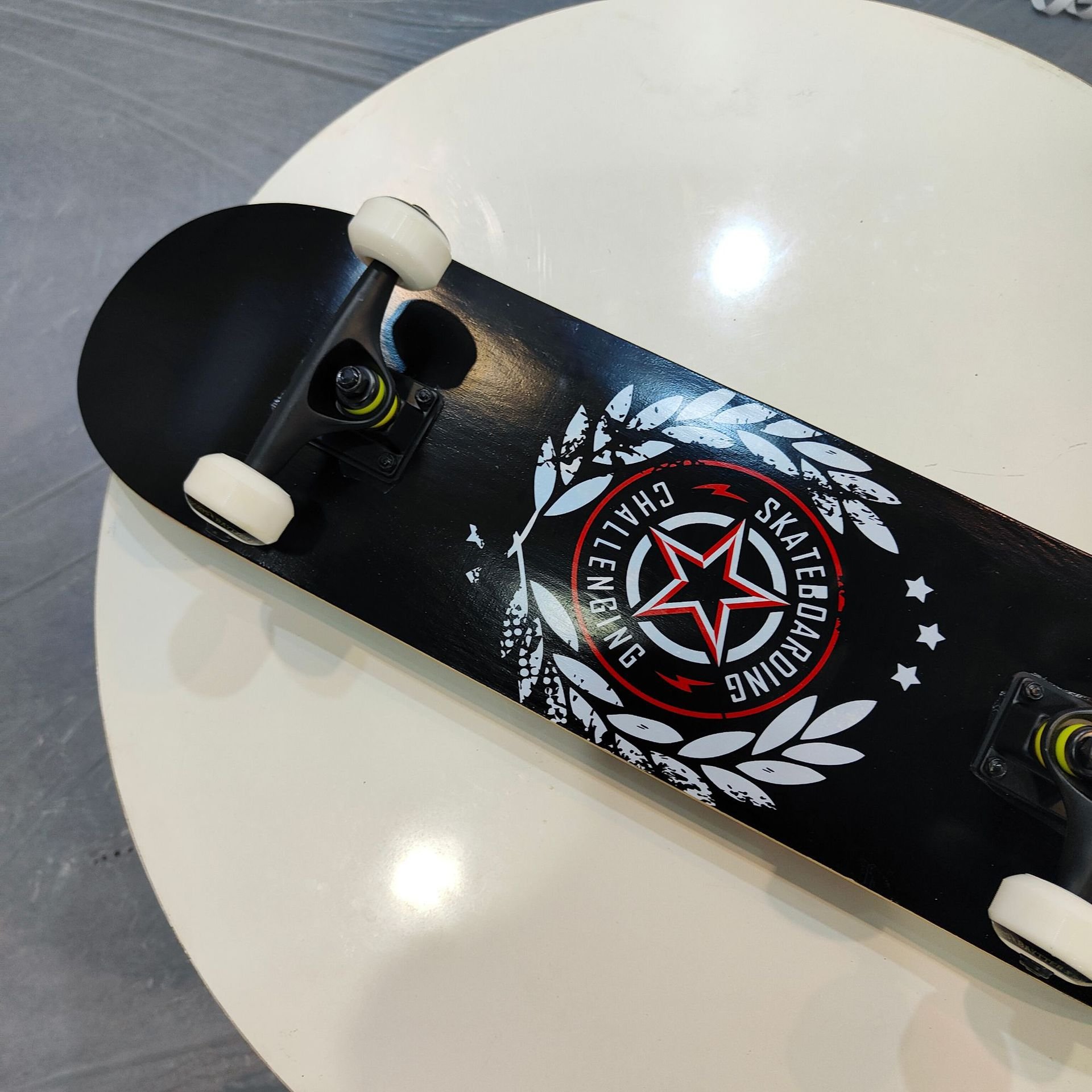 Young beginners' professional skateboarding kids double-dip-dig-dig-dig-dig-dig