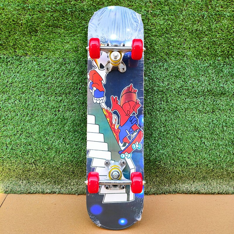 The factory's primary skater, 2406 Aluminium Alloys, four-wheeled mackerel, male and female beginners
