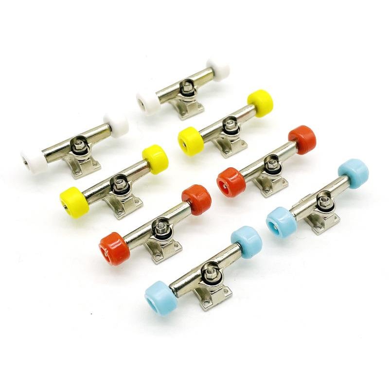 A silver-coloured nickel-plating stub fitting for the finger skater bridge, multi-colored bearing wheel-pumping nut part of the wheel hand