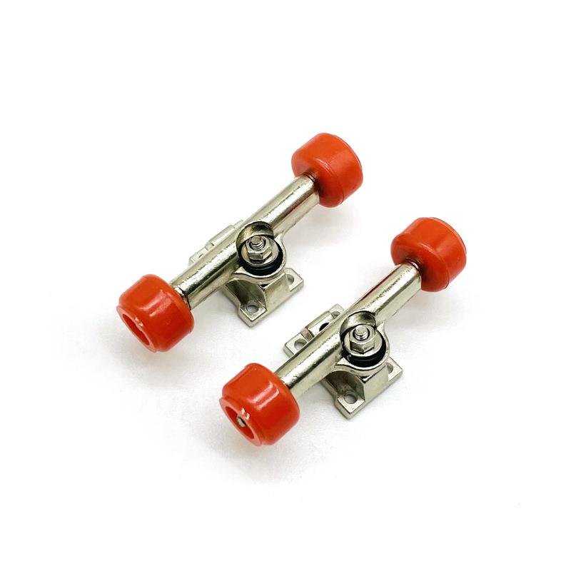 A silver-coloured nickel-plating stub fitting for the finger skater bridge, multi-colored bearing wheel-pumping nut part of the wheel hand