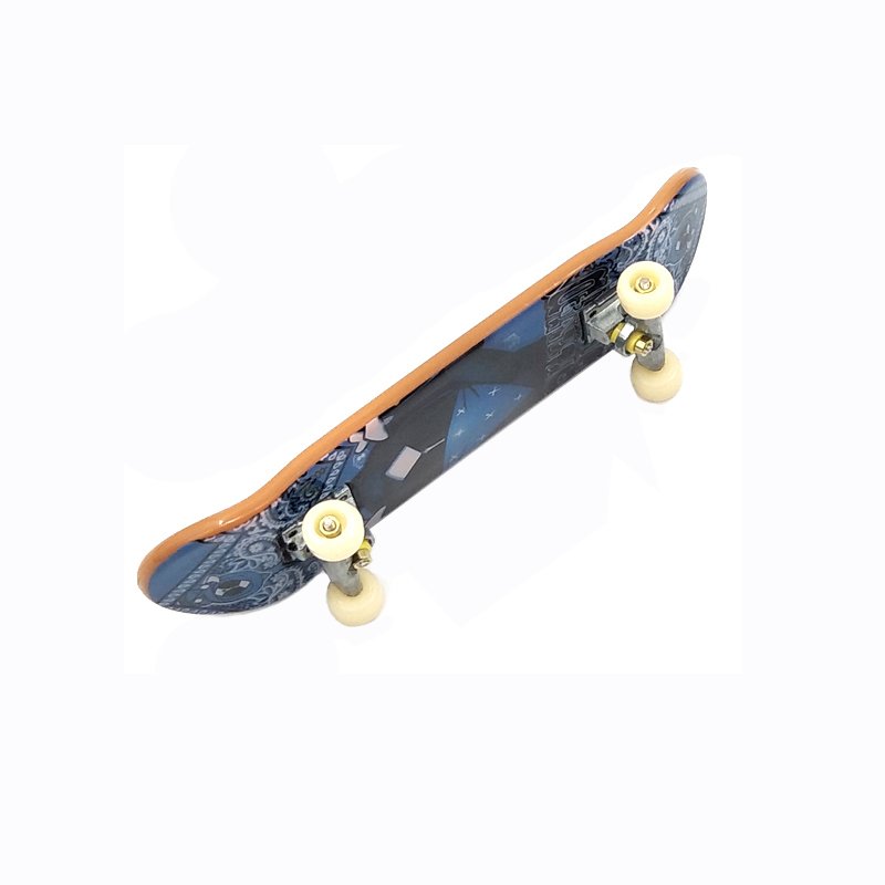 A new 2020 mini-finger, four-wheel double-finger skateboard toy set