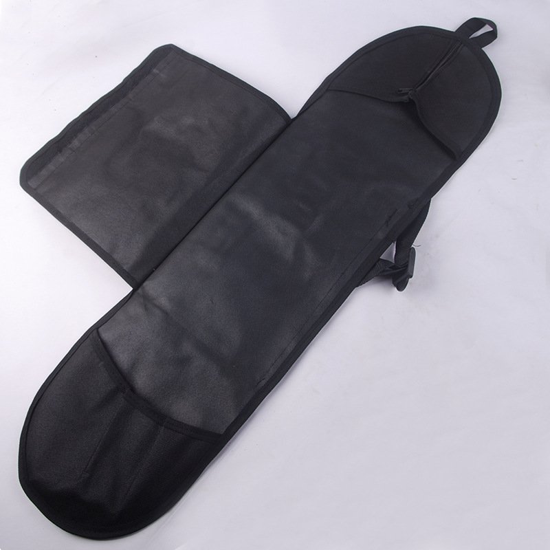 THE SKATEBOARD HAS A NET BACKPACK, A SKATEBOARD BAG WITH A THICK PVC BACKPACK/PANTS BAG, 80 CENTIMETERS ON THE BACK OF A FOUR-WHEELER SKATEBOARD