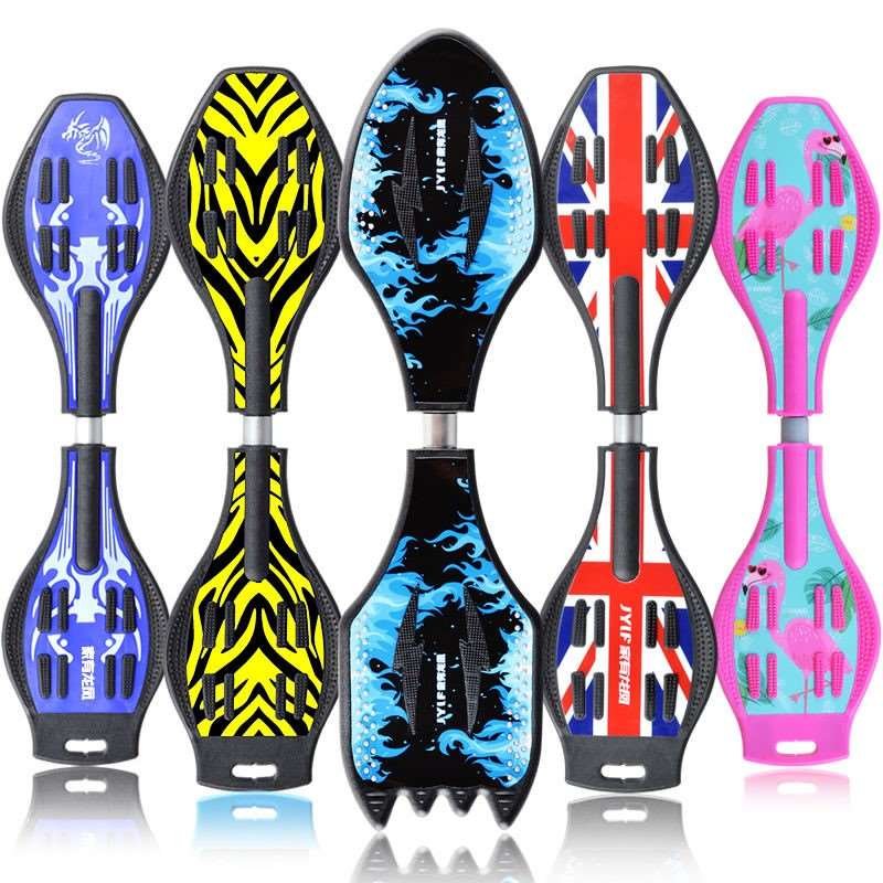 Skatboard, 10-12-year-old skater, two-wheeler skater, two-wheeler skater, male and female snake skater