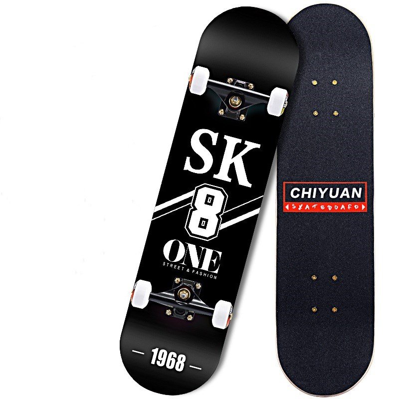high-end factory sales four-wheel skateboard q junior male, senior adult and adolescent