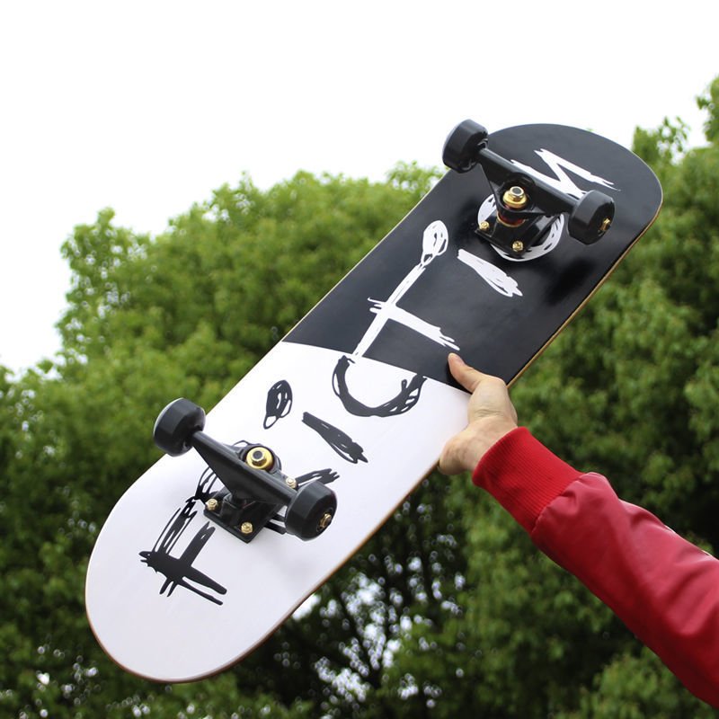 Four-wheeler skating carts for skating beginners specializing in boys, girls and boys