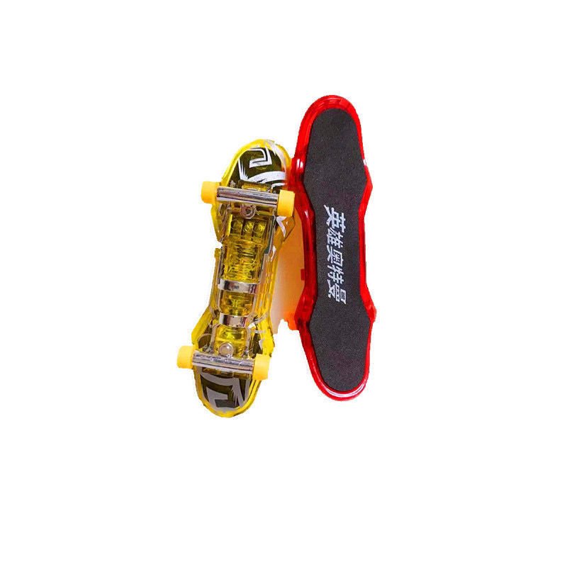 A little toy gift from the flair-finger skateboard 6-1 children's euphoria projector