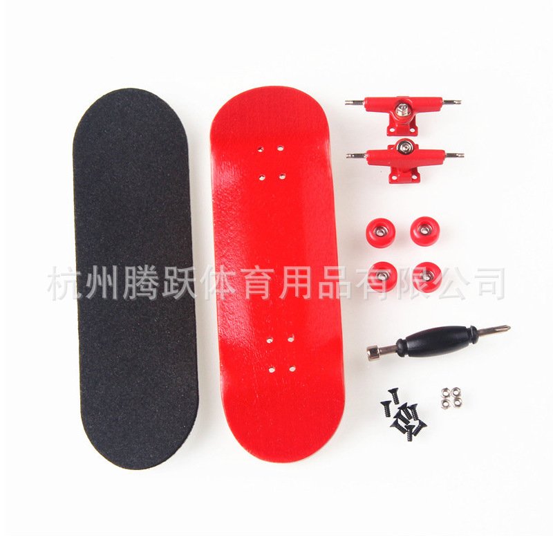 The finger skater's a professional-grade bearing wheel, maple-finger, double-flipboard mini-discharge toy