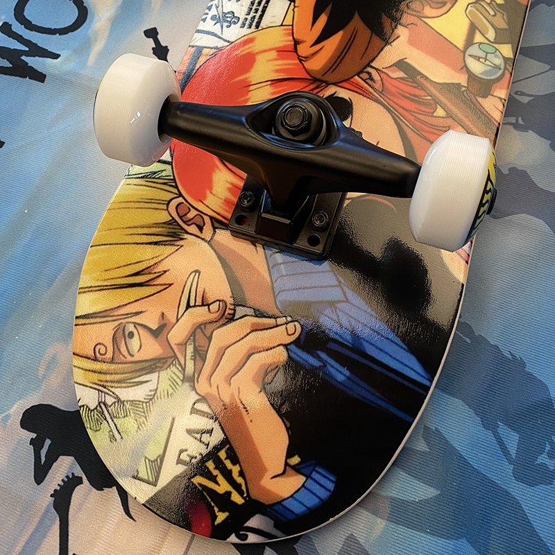 ♪ Show the pirate king four-wheeler scooter children's beginners double-barrel adult skateboards ♪