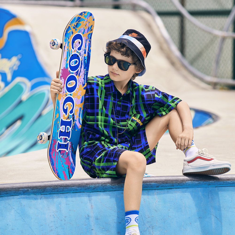 British children's skateboard beginners' board, boys aged 3-6-10, girls' double skater four-wheel pedals