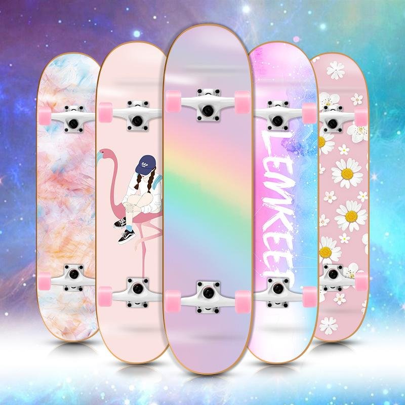 A four-wheeler skating car factory for boys and girls in the primary skateboards