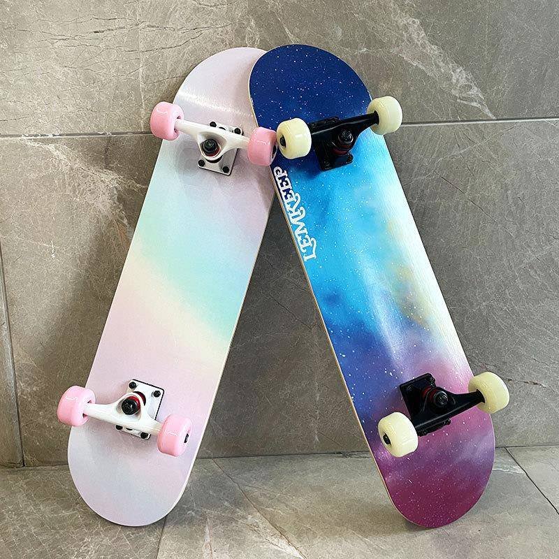 A four-wheeler skating car factory for boys and girls in the primary skateboards