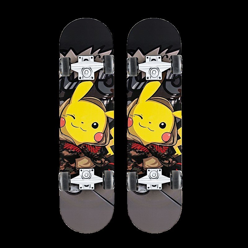 The skater's 815, 61, 12 years old, turning child beginner boy and girl Kuromi four-wheel skateboard