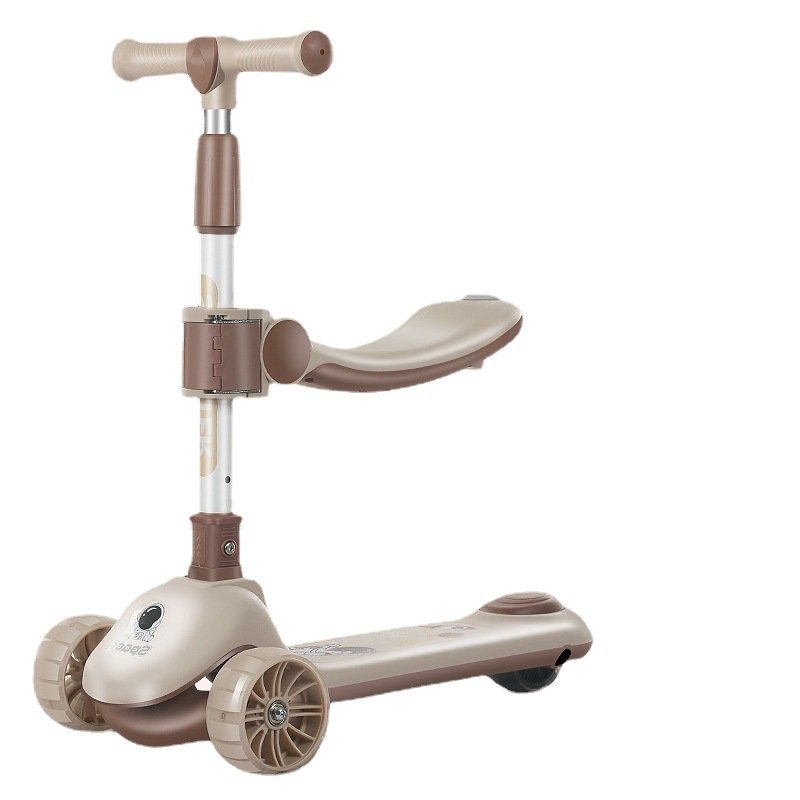 A NEW KID SKATER WITH A THREE-WHEELER WITH A B-LIGHT SLENDER
