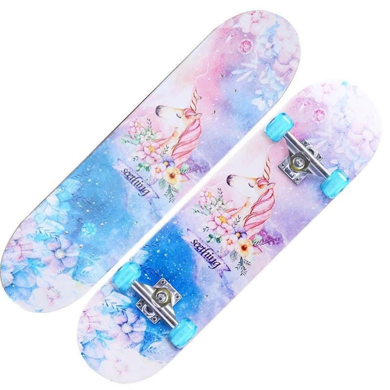 31-inch beginner's four-wheel skateboard skateboard