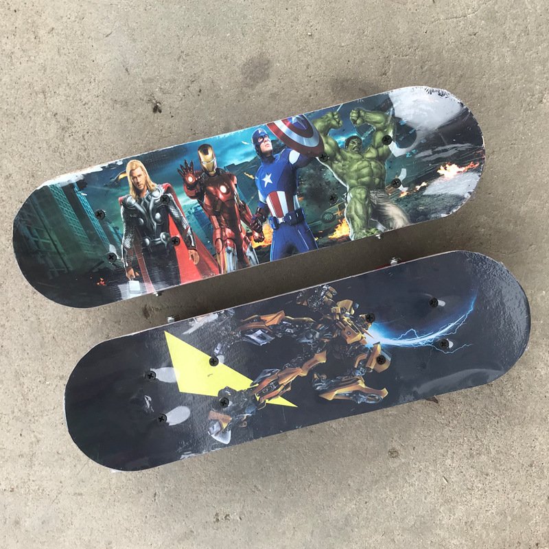 Children's four-wheel skateboard 1705, double-boarded baby cartoon-skating boy and teenager