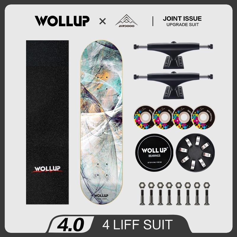 Four-wheel limit for girls and boys of both sexes in the WOLLUP skateboards