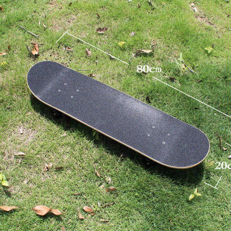 Two-knock skateboard first-hand boy, girl and child, short-board maple-scrubbing kid