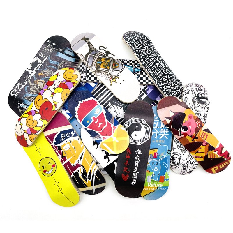 "Finger skateboarding professional children's creative toy mammoth finger skateboards "