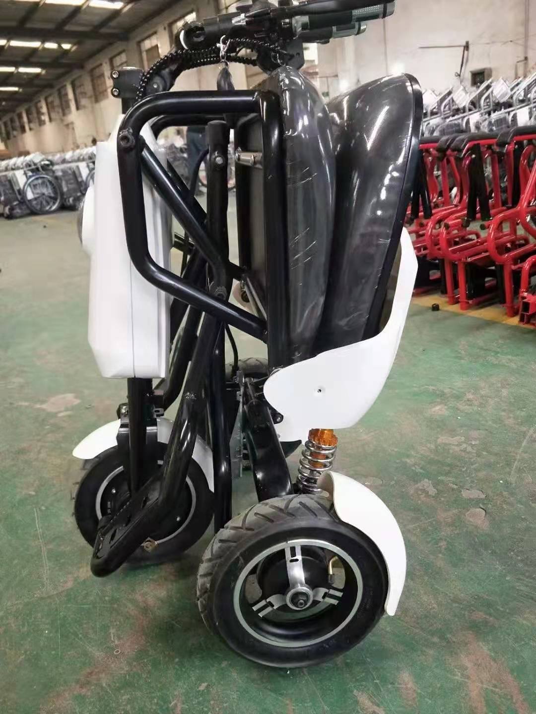 Foldable 500W Low Price Four Wheel Electric Mobility Scooter With Basket