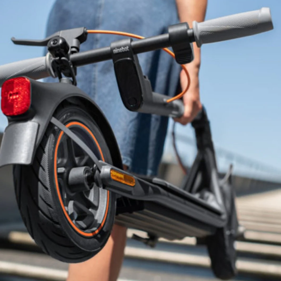 High Quality China Ninebot F2 Electric Scooter for Adults Foldable 40KM Rang 350w 30km/h E scooter