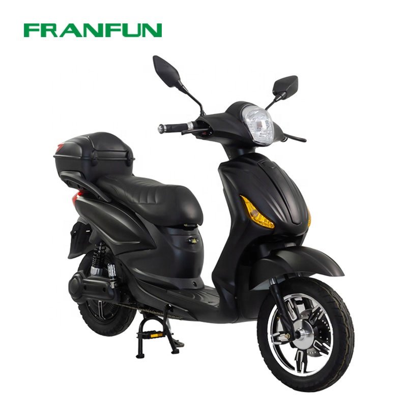 500W Comfortable driving pedal assist electric moped e scooter for adults