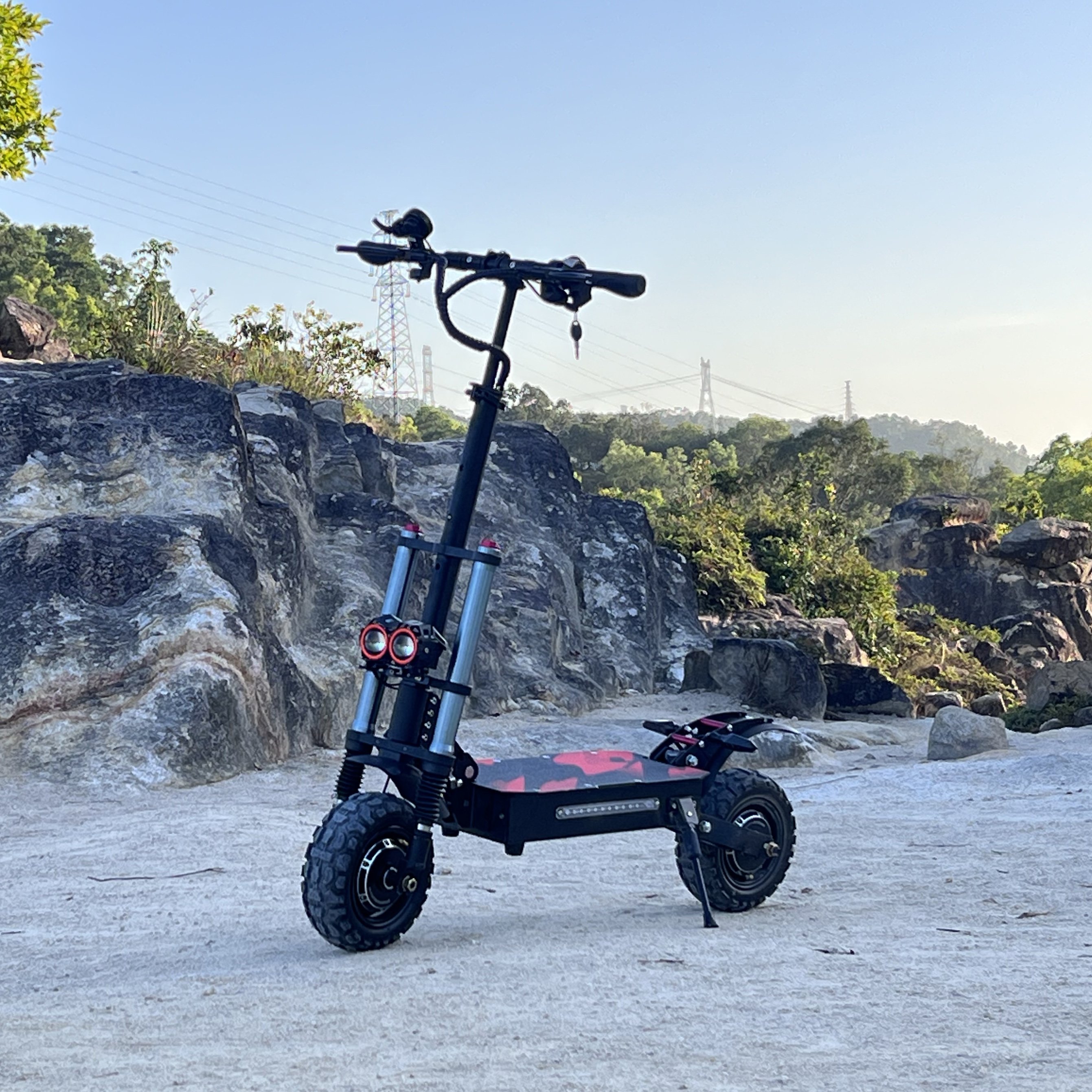 EU US Warehouse Powerful Professional Electric Scooter 120 Km Long Range E Scooters For Adult 6000W 60V 11 Inch Tire E-scooters