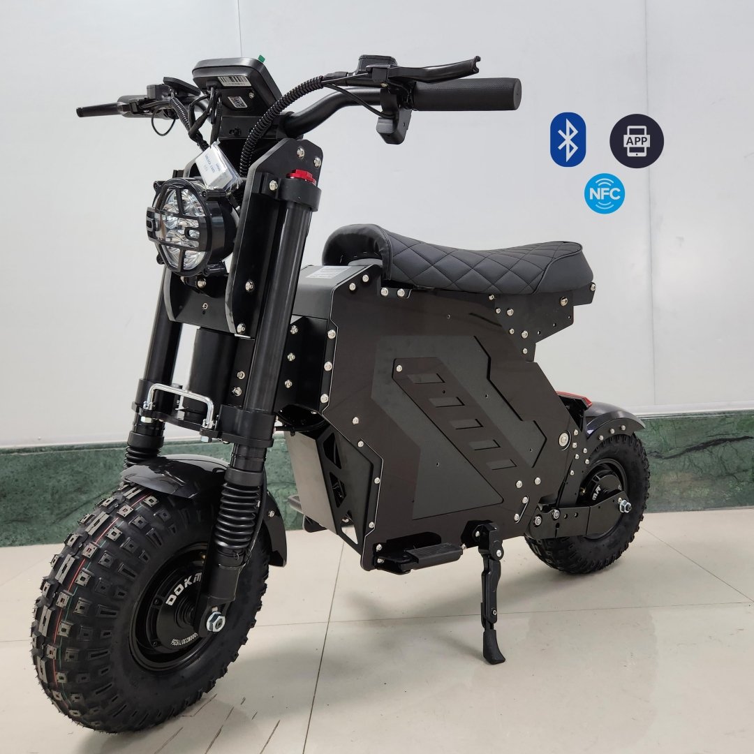 2024 Popular Modern Racing 13inch 14Inch E Scooters Speed 100KH 120KH 40ah 50ah 60V 72V 10000W Electric Scooter 2 Seat For Adult