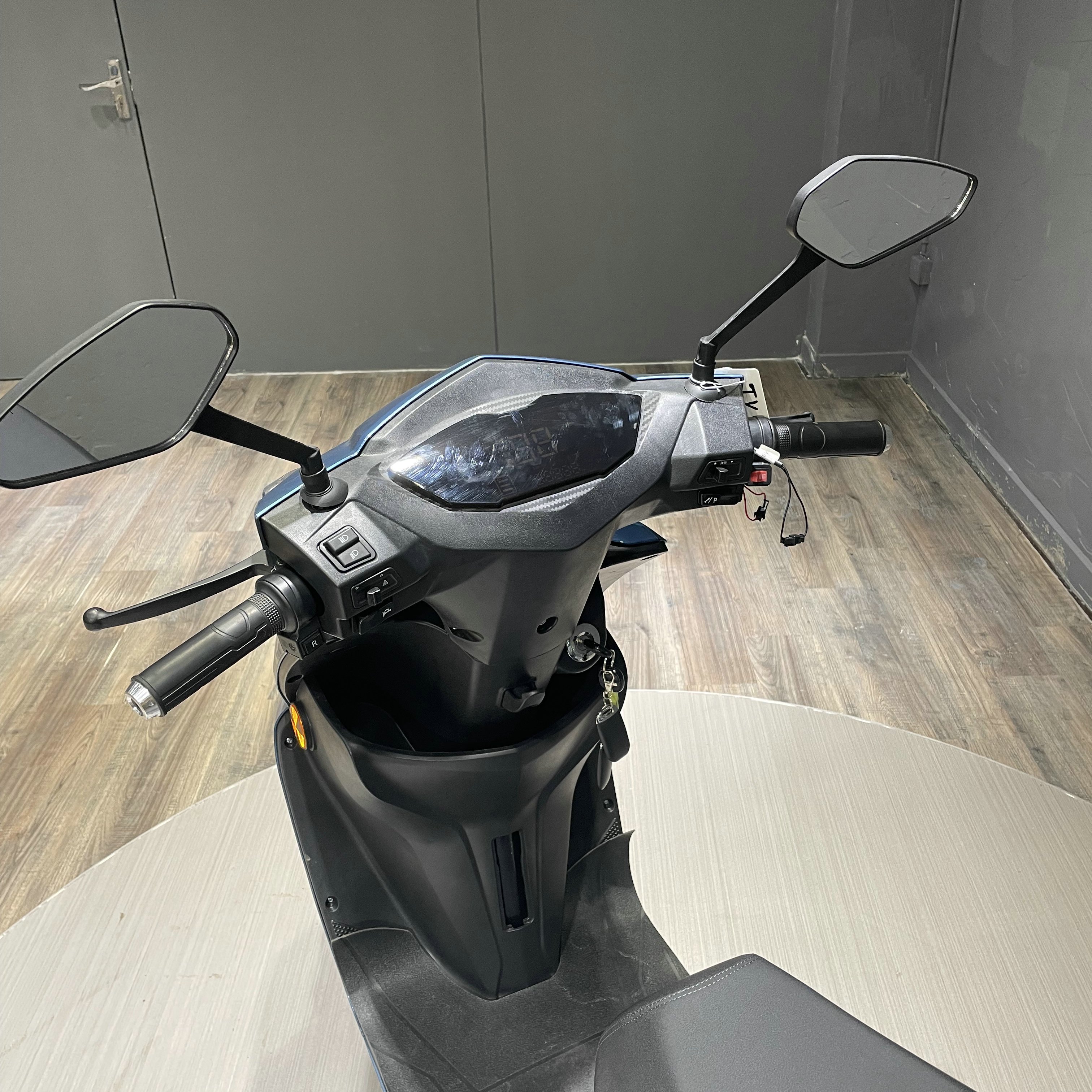 Top Supplier Mobility Scooters Elektrikli Bisiklet 3kw Ckd Dual Motor Electric Motorcycle Adult 2 Wheel Motor Bike For Teenagers