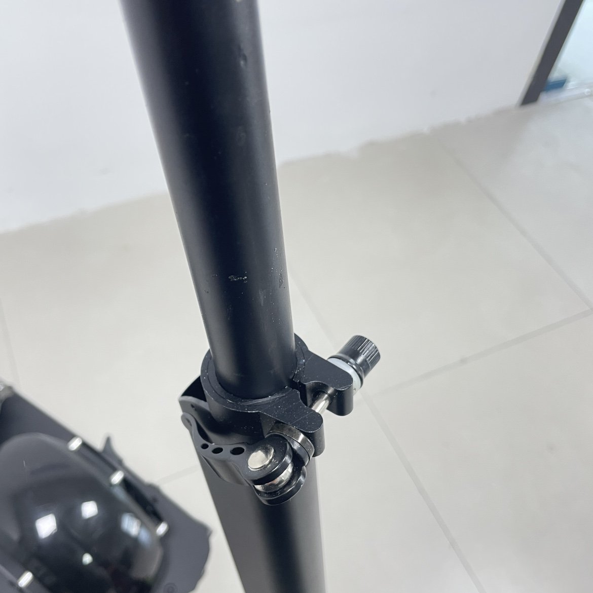 Electric scooter parts foldable frame M7 11inch tire hydraulic spring integrated shock absorber frame