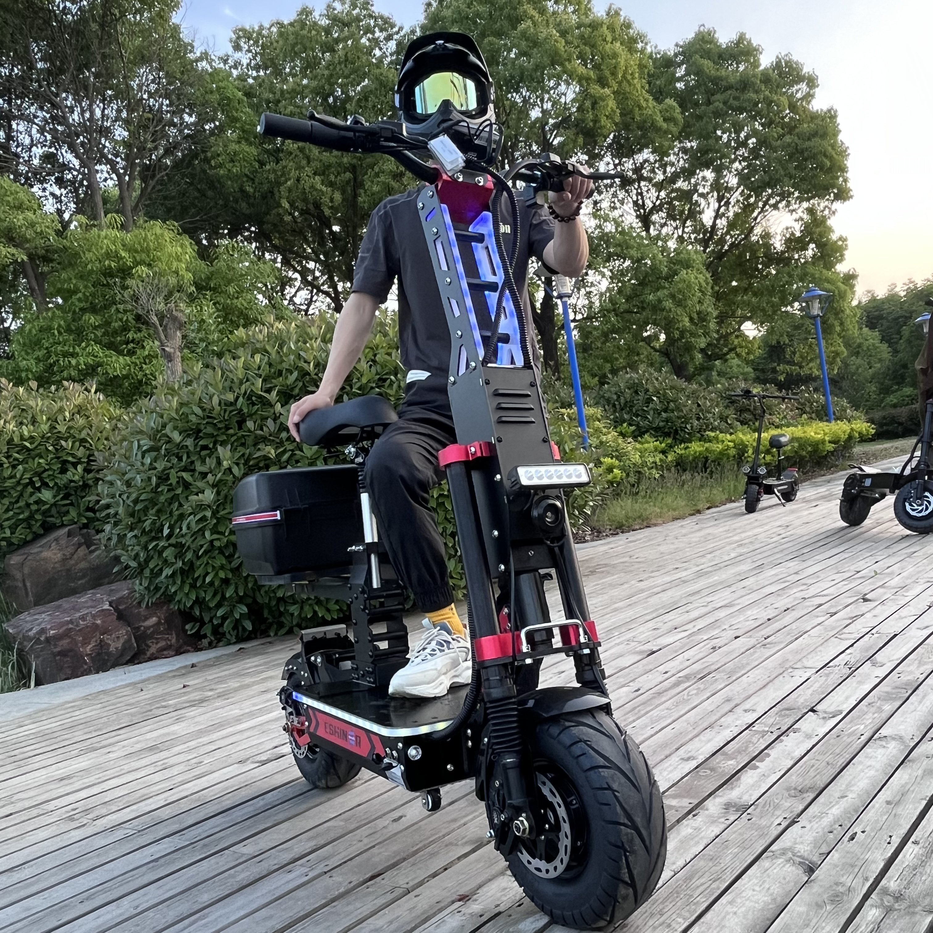 72V Dual Motor 12000W 15000Watt 10000W 30-100Ah Lithium Battery Long Range 300Km Electric Scooter 8000W For Adults Powerful