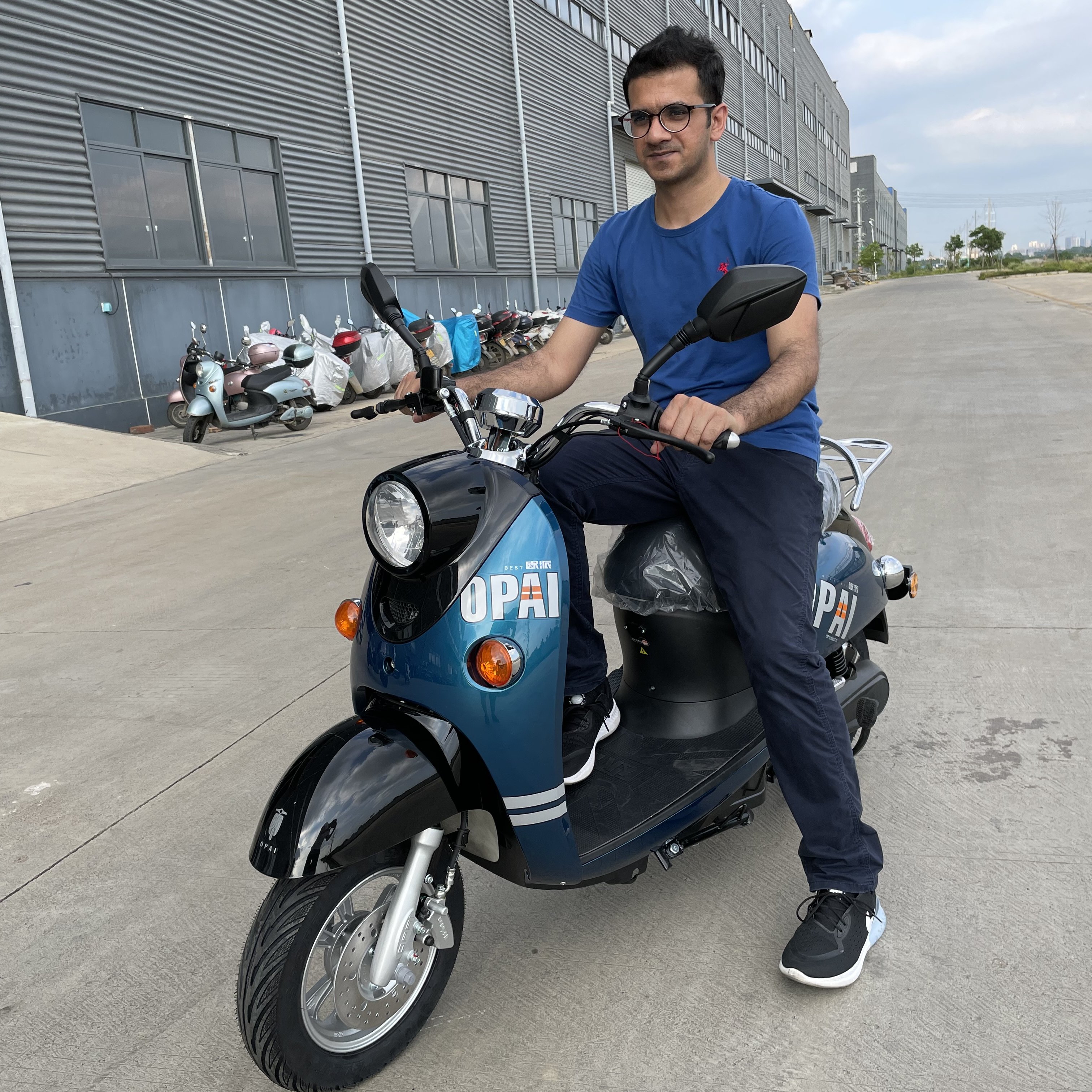 Opai Electric Scooter Motorcycle 60V 20AH 800W Motor Electric Motor Cycle Adult Electric Motorbike for Sale