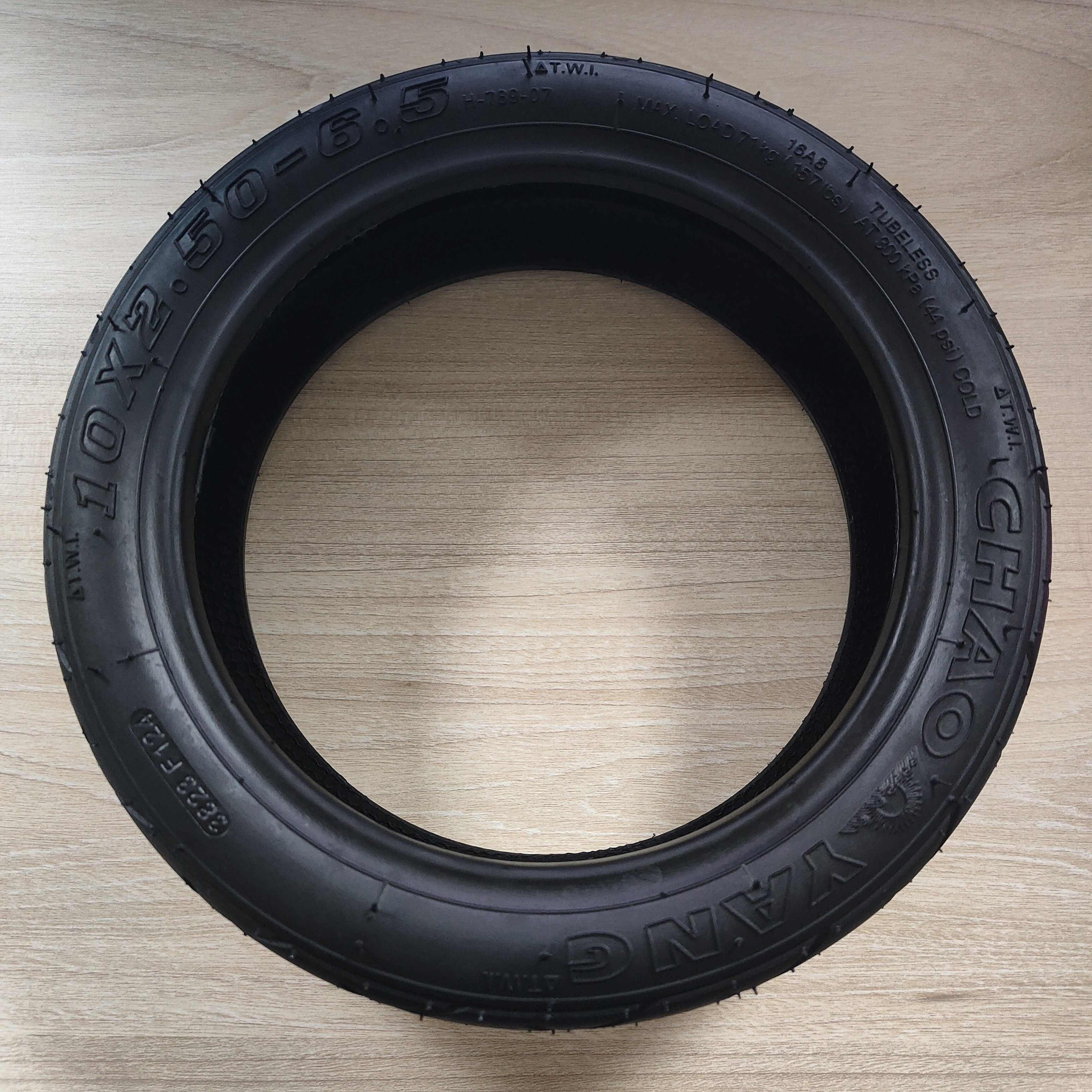 CHAOYANG 10X2.5-6.5 Tubeless Tire With Glue Inside Electric Scooter Tires Scooter Parts