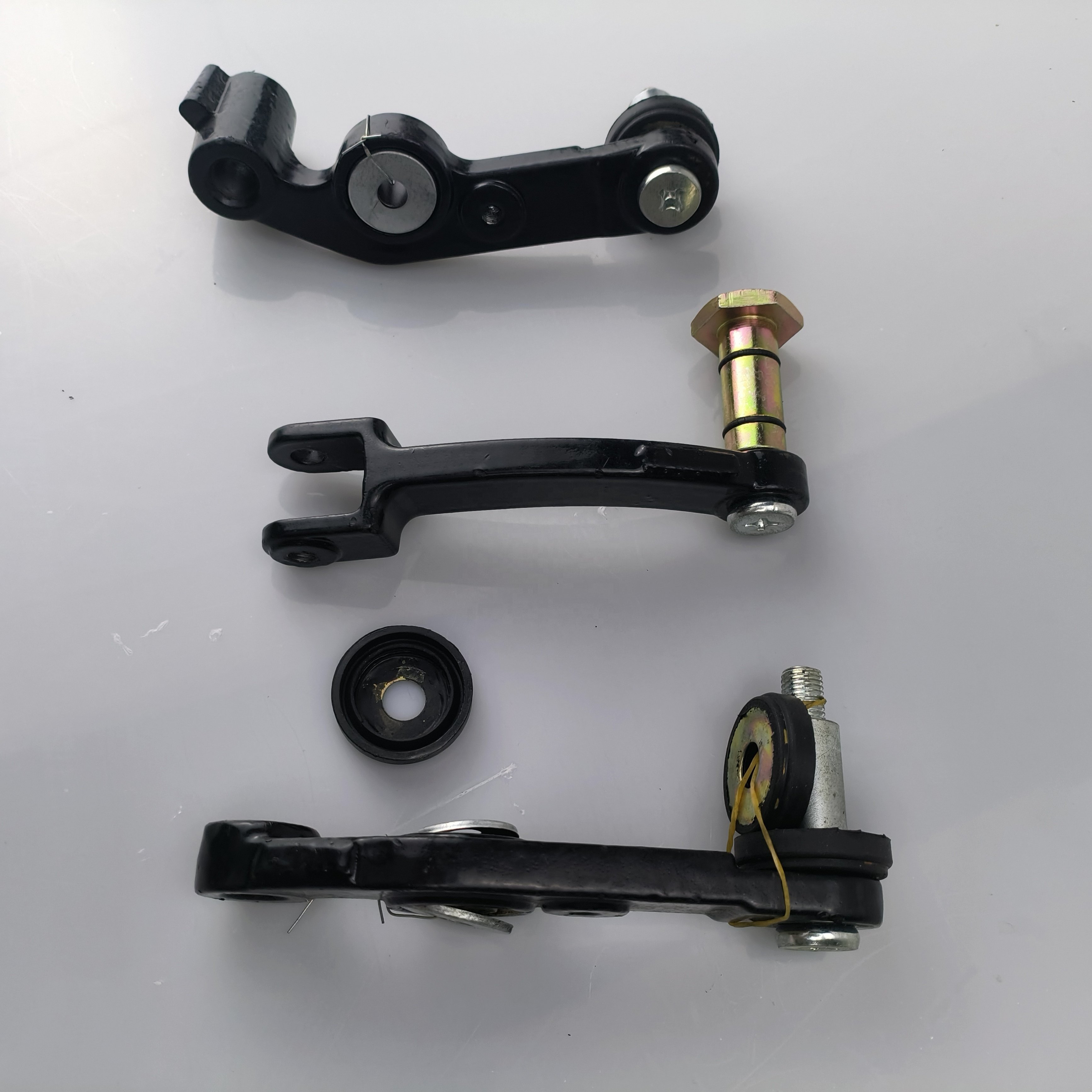 Metal parts Strong and durable swingarms Swingarms for motorcycles and bicycles