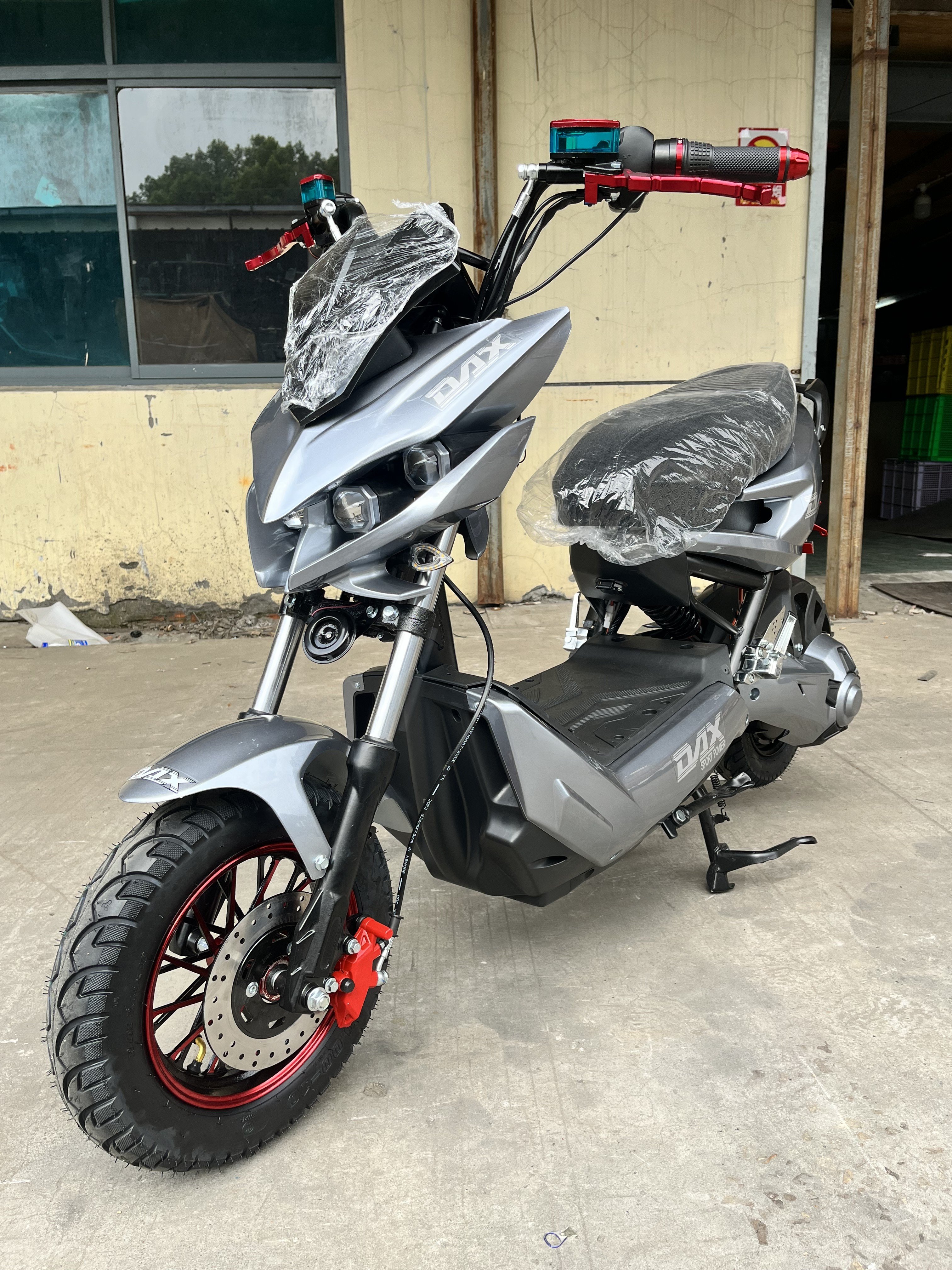 2024 High Speed Electric Motorcycle For Adult With Big Powerful Motor 60V20AH /72V20AH 1500w/2500w Electric Scooter for sale
