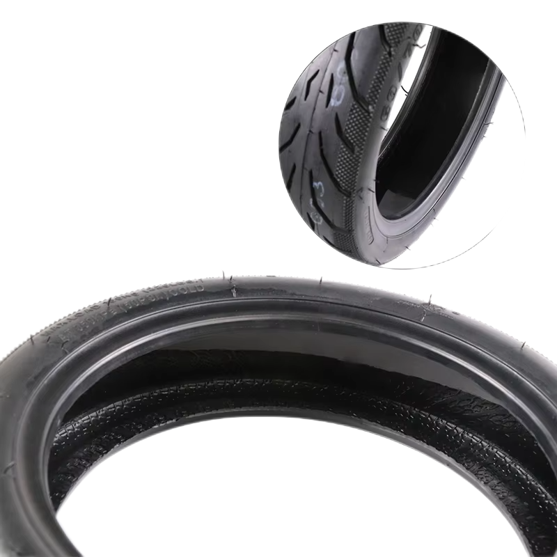 10inch tubeless tire with glue 60/70-7.0 vacuum tire, suitable for MI4 Pro electric scooter tire
