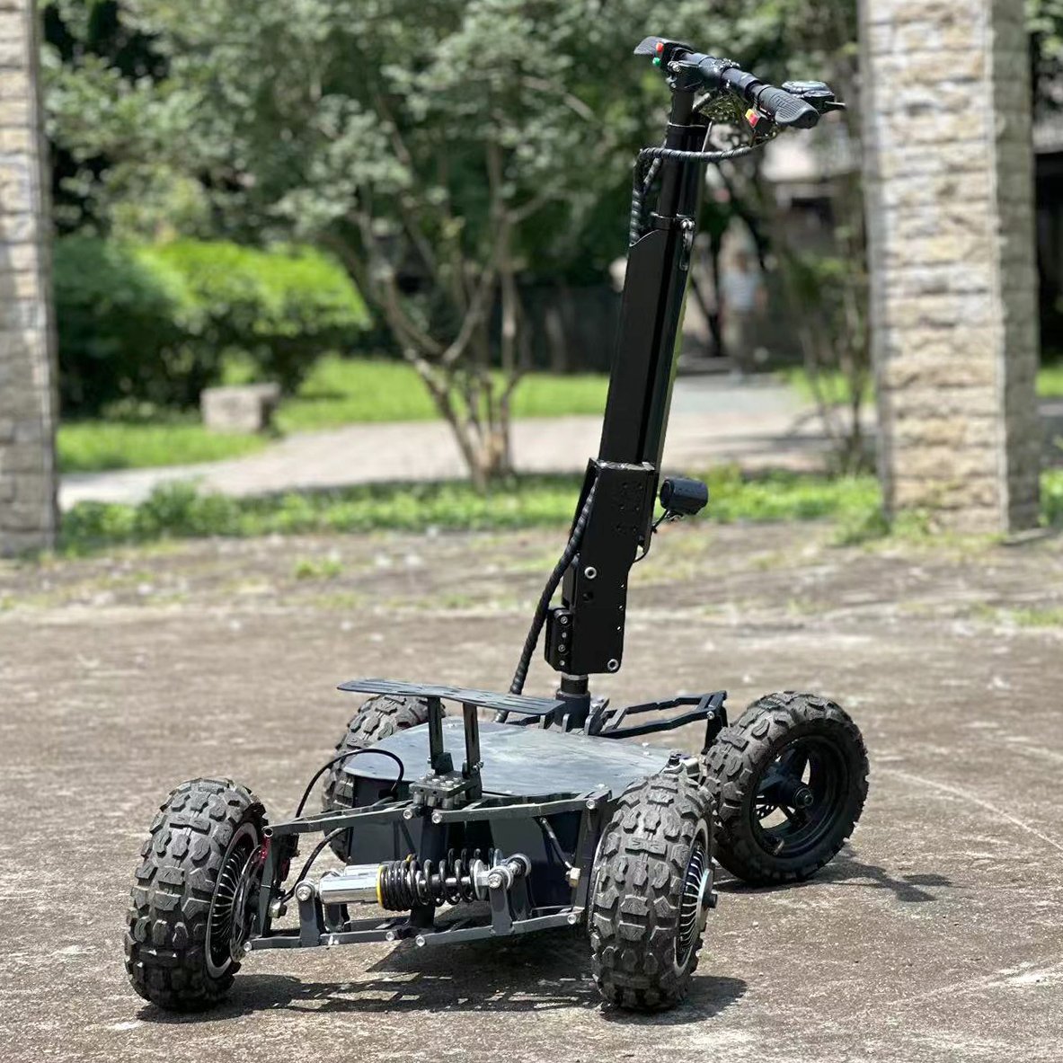 Lithium Battery 11 inch 13 inch 2WD 4WD 2 Wheels 4 Wheels 1200W 1600W Motor Suspension Off-road All Terrain Electric Scooter
