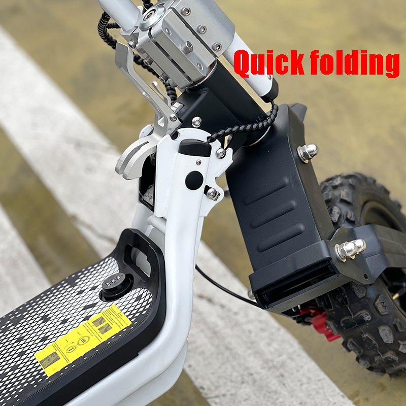 2024 Adult Urban Scooter Fat Tire 1800W E Scooter Electric Scooter 40Km Long Range With 11'' Self Sealing Off Road Tire