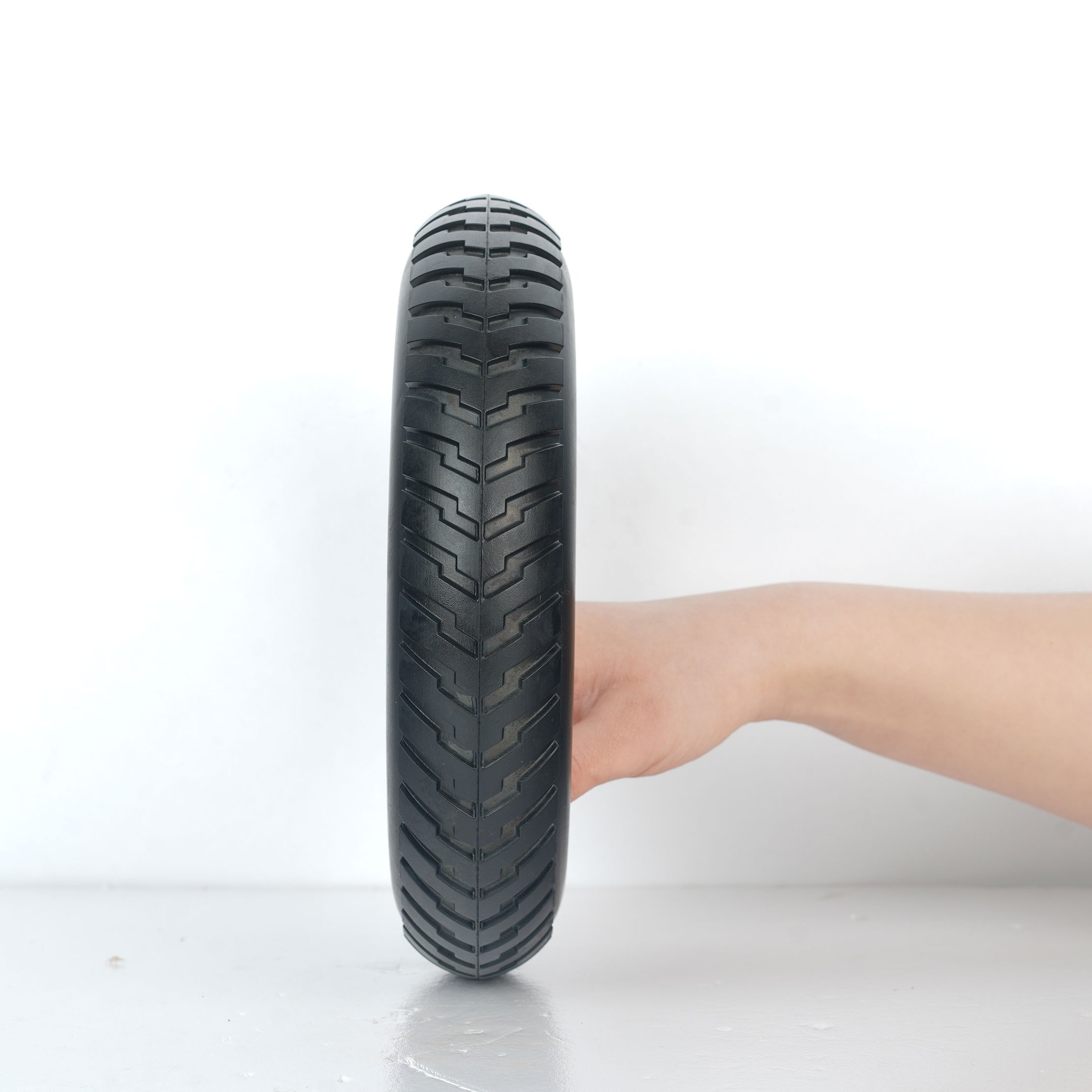 Hot Sell 10*2.125 Inner Honeycomb Tire 10 Inch Electric Scooter Solid Tire High Quality Rubber Tire