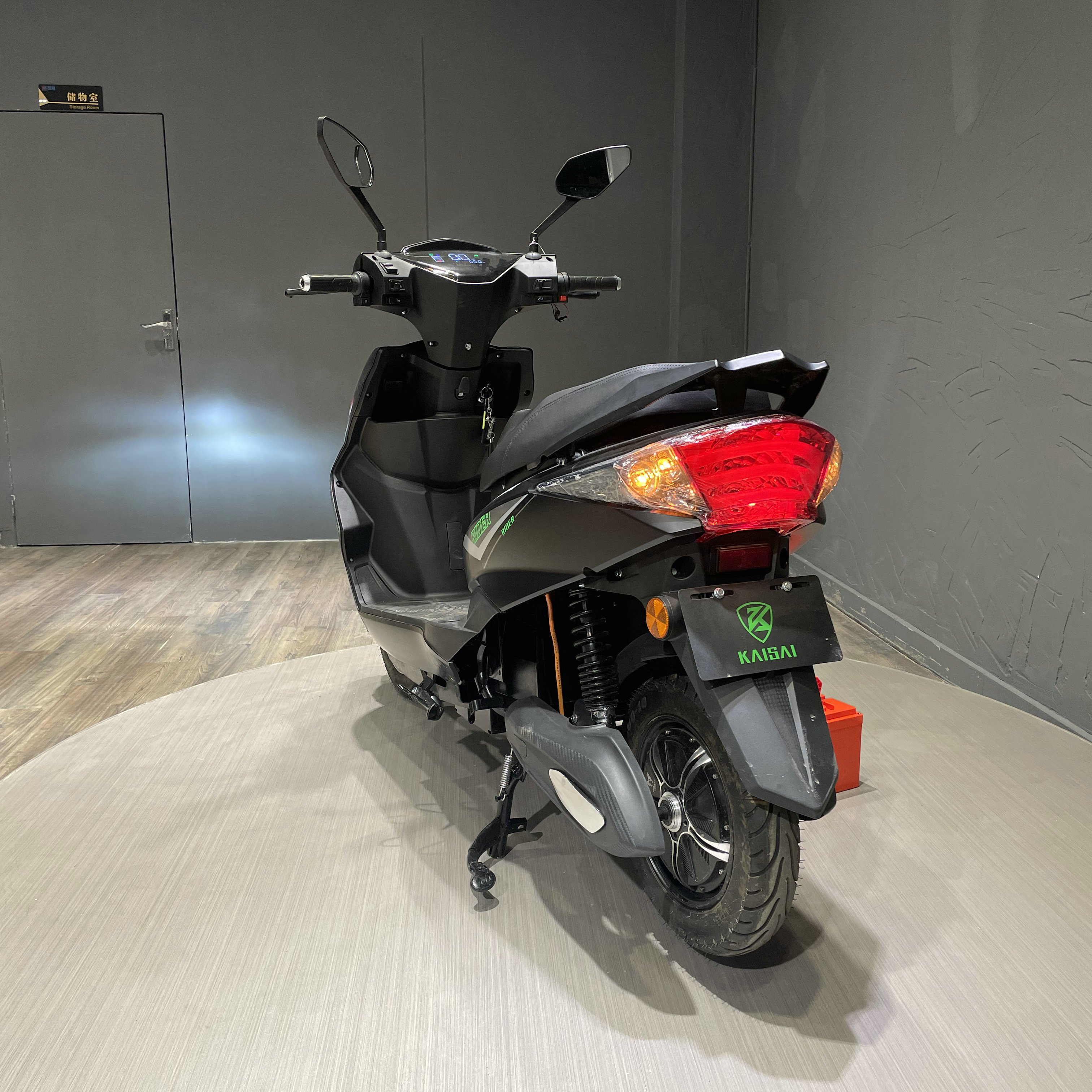 High Speed 2000w Sportbikes Delivery Motorcycle Ckd Chopper 2 Wheel Moped Mobility Electric Scooters Adult Motorcycles For Sale