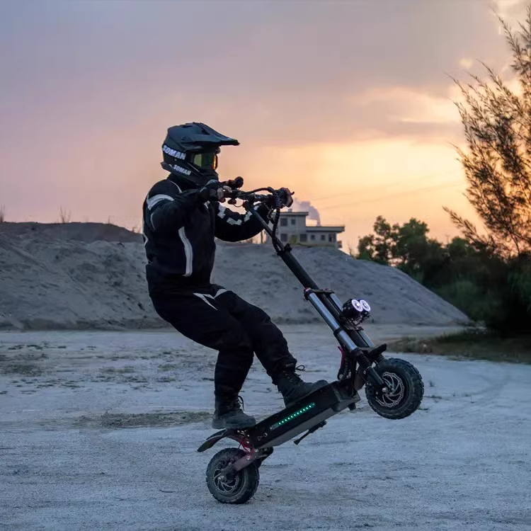 Linear acceleration of 85KM/H is smooth and efficient motorcycles scooters scooters essence scooter parts accessories