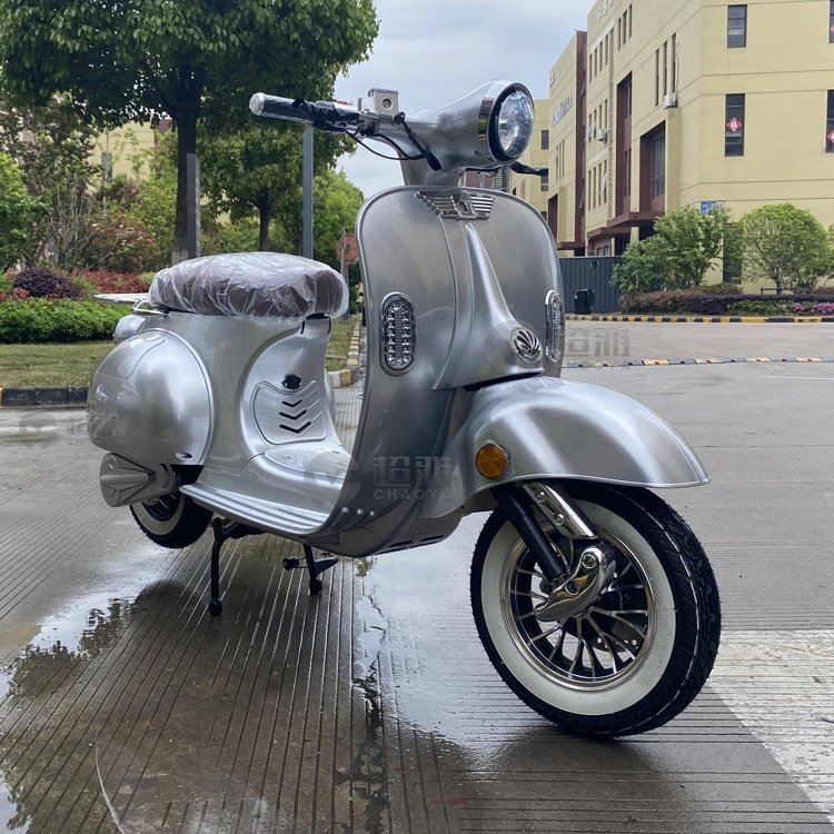 EEC 2023 Long Top Speed 45km/h 65km/h Range 90km Powerful Electric Scooter Motorcycle Scooter For Adults Citycoco